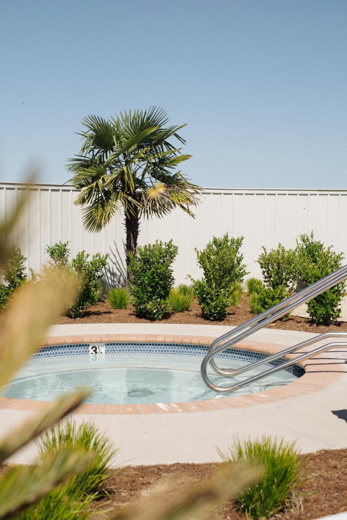 River Lodge Paso - 21 & Over Pool Paso Robles Exterior photo